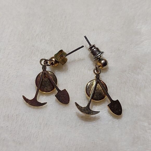 Bundle of Earrings 6 Pair - Picture 2 of 10